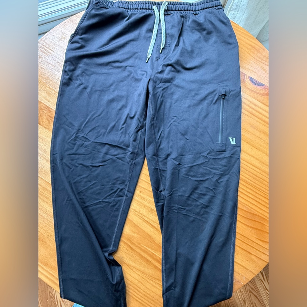 Vuori Men's Black Joggers with Drawstring